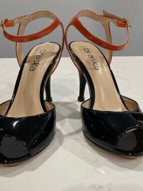 Braska Black & Orange Patent Leather Peep Toe Ankle Strap Heels EU 35 US 5-5.5